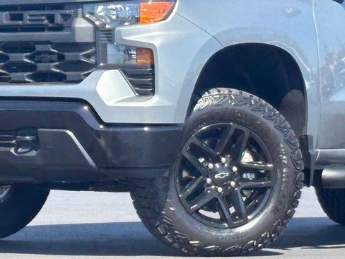 Used 2026 Chevrolet Silverado 1500 Custom Trail Boss w/ Dark Appearance Package AWD/4WD image 2