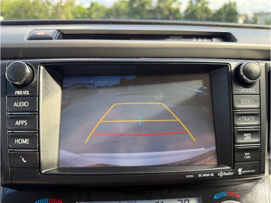 Used 2018 Toyota RAV4 XLE FWD image 28