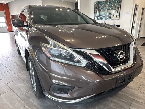 Used 2018 Nissan Murano S FWD image 1
