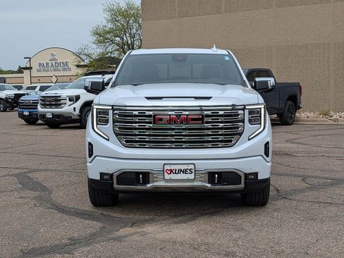 New 2026 GMC Sierra 1500 Denali w/ Denali Reserve Package AWD/4WD image 2