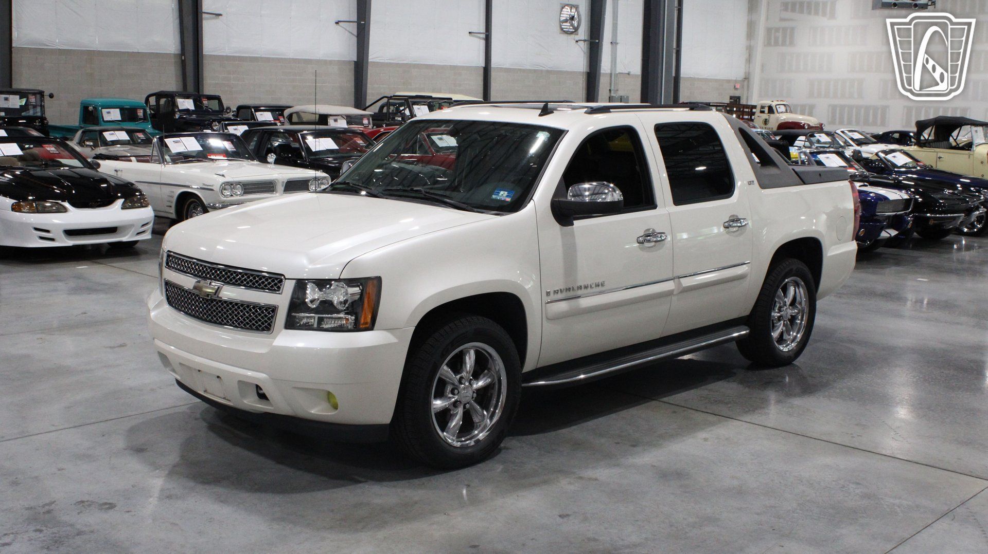 Used 2008 Chevrolet Avalanche LTZ w/ LTZ Preferred Equipment Group AWD/4WD image 28