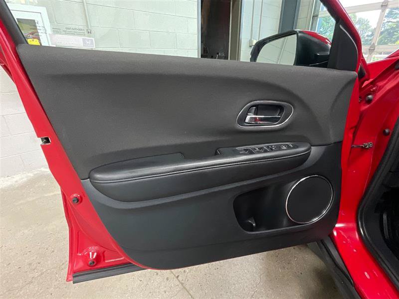 Used 2020 Honda HR-V EX image 10