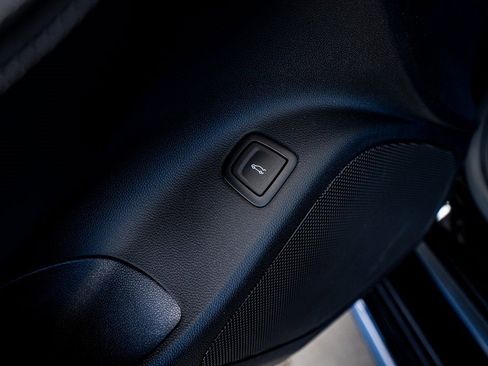 Used 2022 Cadillac CT5 V Blackwing w/ Driver Assist Package image 35