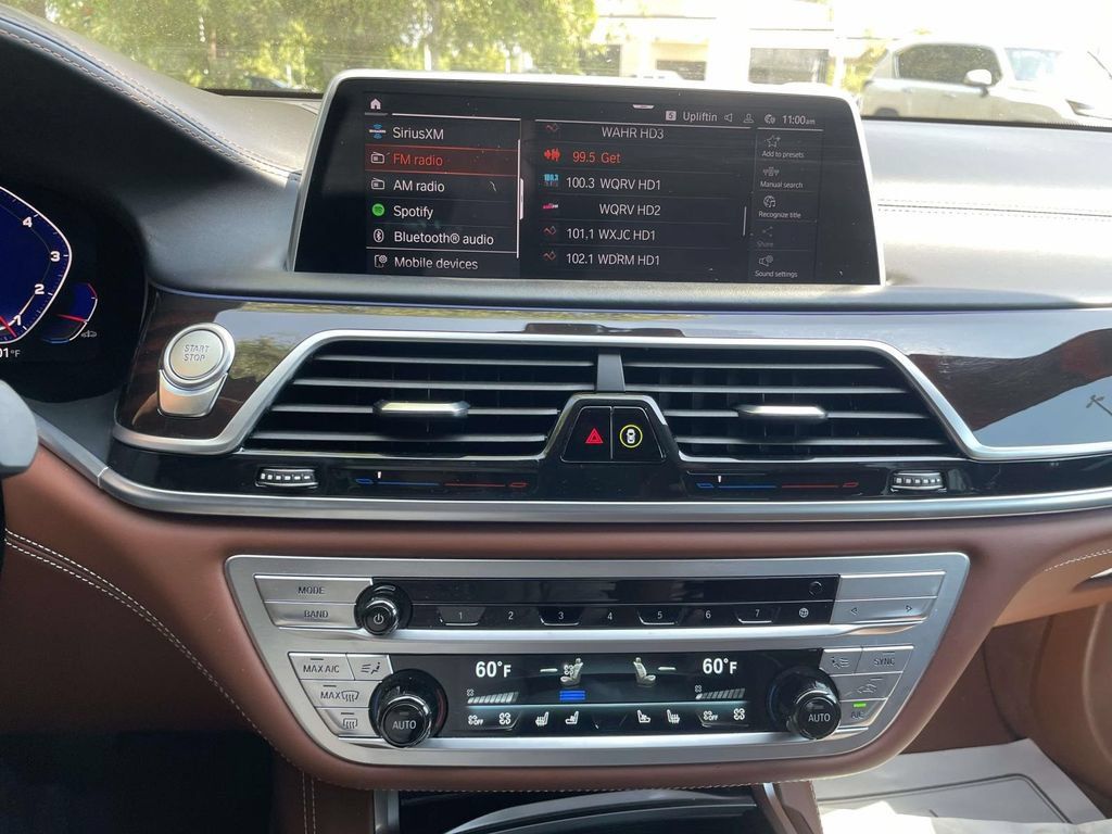 Used 2022 BMW ALPINA B7 xDrive w/ Luxury Rear Seating Package AWD/4WD image 17