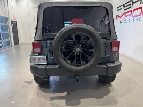 Used 2017 Jeep Wrangler Unlimited Sport w/ Quick Order Package 23S AWD/4WD image 7