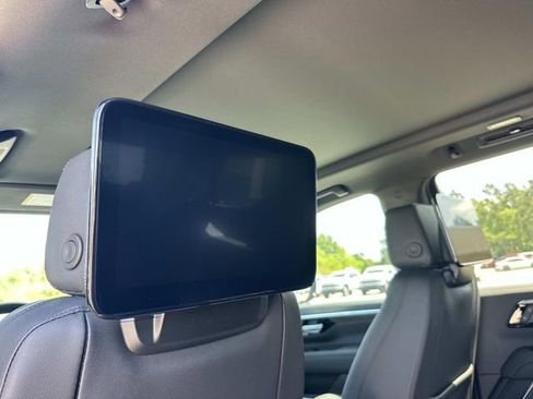 New 2026 Chevrolet Tahoe Z71 w/ Z71 Off-Road Package AWD/4WD image 32