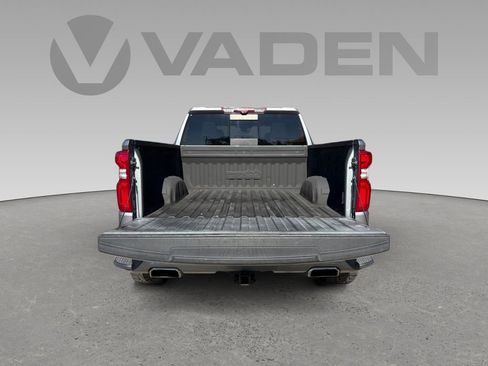 Used 2020 Chevrolet Silverado 1500 High Country w/ Technology Package image 21