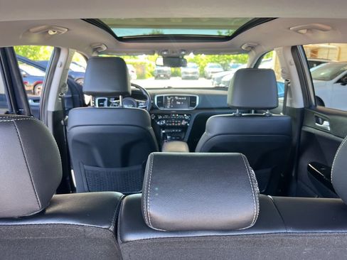 Used 2022 Kia Sportage EX w/ EX Technology Package AWD/4WD image 13