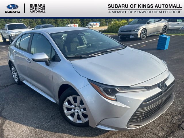 Used 2024 Toyota Corolla LE FWD image 1