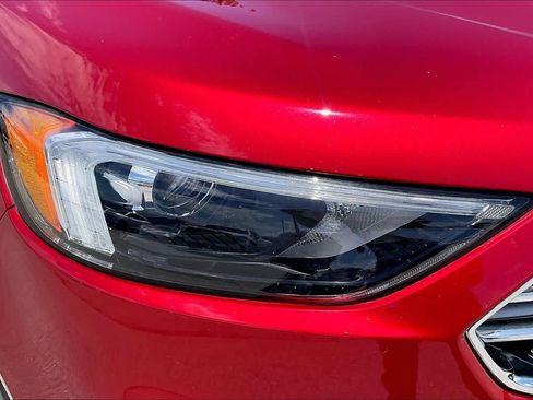 Used 2023 Ford Edge Titanium AWD/4WD image 28