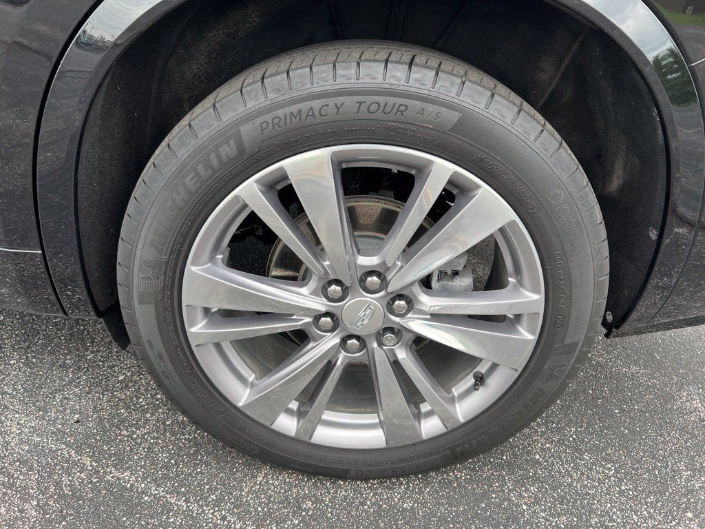 Used 2024 Cadillac XT6 Premium Luxury w/ Technology Package AWD/4WD image 41