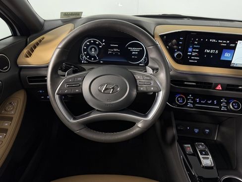 Used 2023 Hyundai Sonata Limited image 13