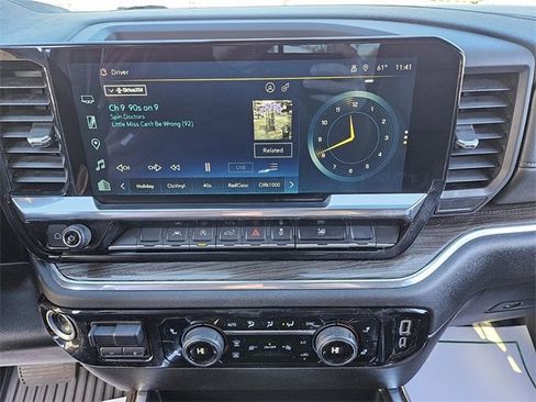 Used 2023 Chevrolet Silverado 1500 LT w/ Leather Package image 22