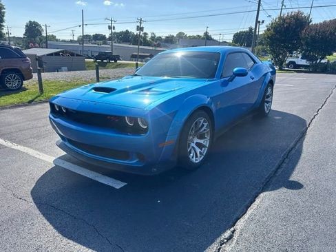 Used 2023 Dodge Challenger R/T Scat Pack RWD image 3