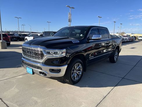 Used 2022 RAM 1500 Limited image 1