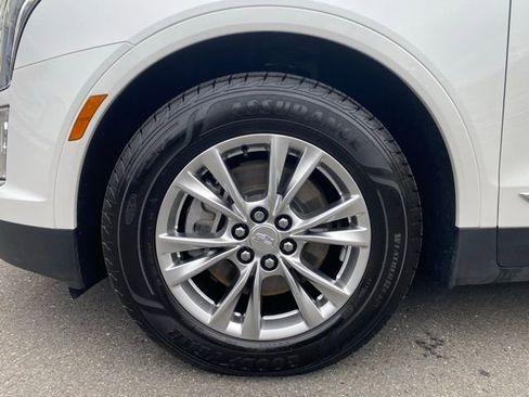 Used 2020 Cadillac XT5 Premium Luxury image 19