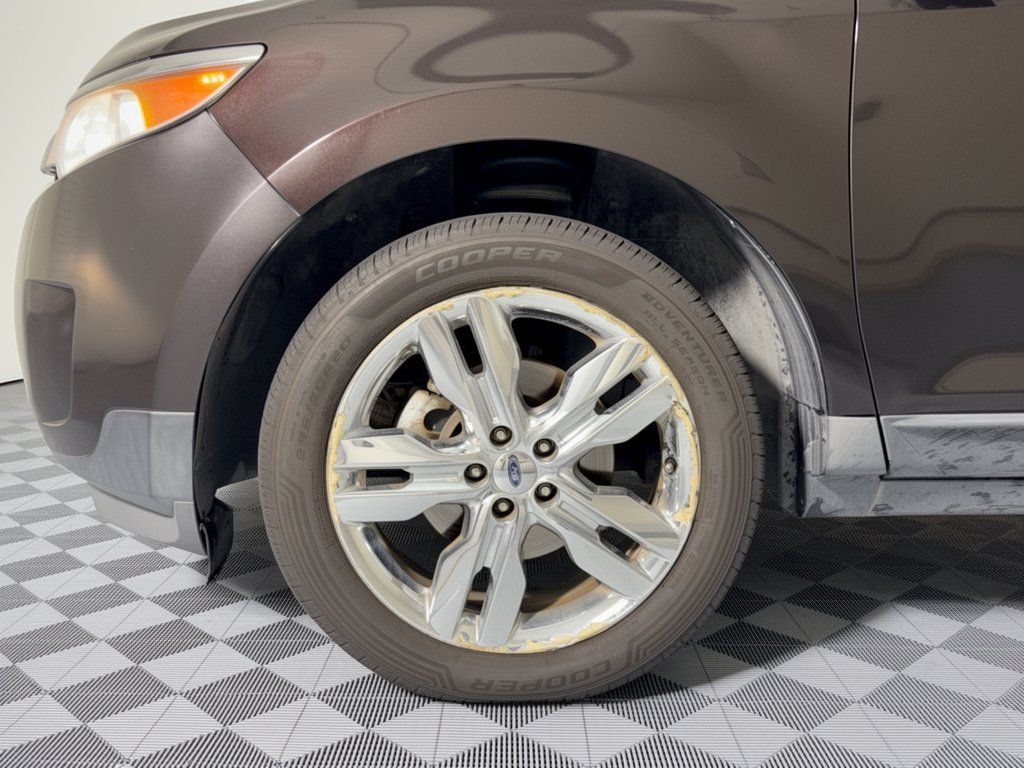 Used 2013 Ford Edge Limited FWD image 13