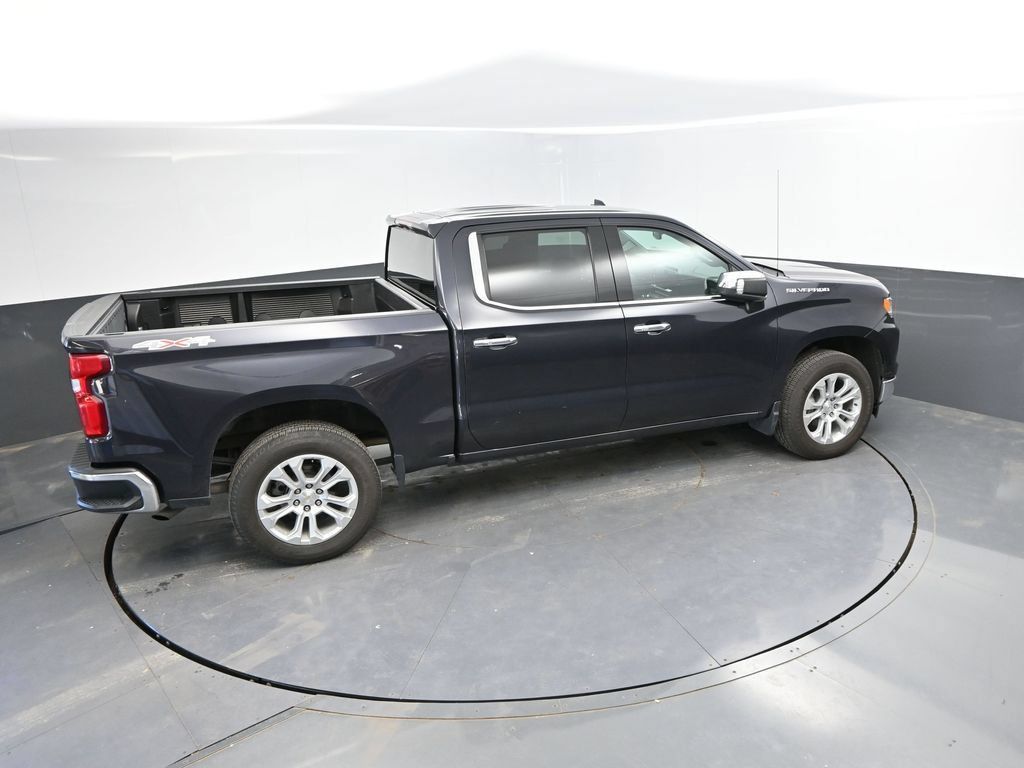 Used 2023 Chevrolet Silverado 1500 LTZ AWD/4WD image 33
