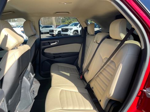 Used 2020 Ford Edge SEL w/ Convenience Package image 22