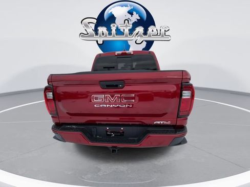 Used 2024 GMC Canyon AT4 image 8