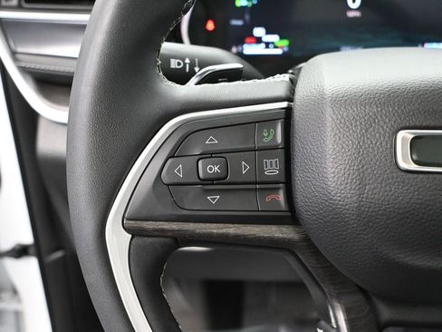 Used 2022 Jeep Grand Cherokee Limited 4xe image 28