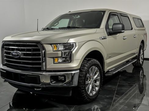 Used 2017 Ford F150 XLT w/ Equipment Group 302A Luxury AWD/4WD image 5
