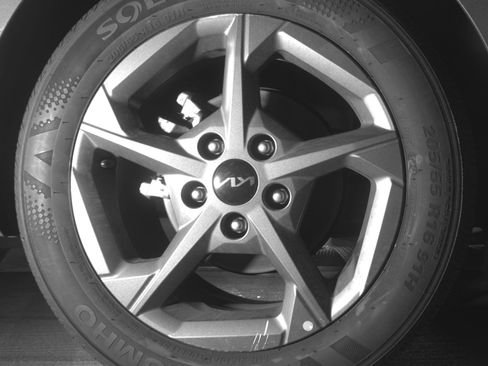 Used 2025 Kia K4 LXS image 15