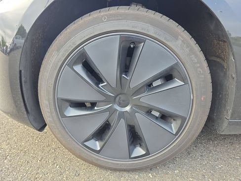 Used 2025 Tesla Model 3 Long Range RWD image 12