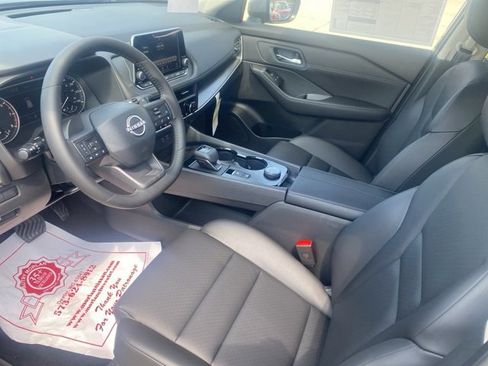 New 2026 Nissan Rogue SV w/ SV Premium Package image 16