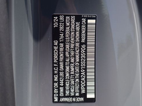 Certified 2025 Porsche 911 Carrera RWD image 27