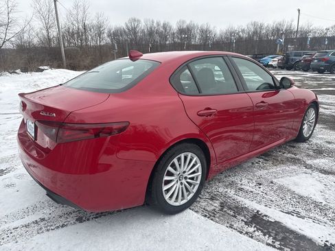 Used 2022 Alfa Romeo Giulia Sprint image 8