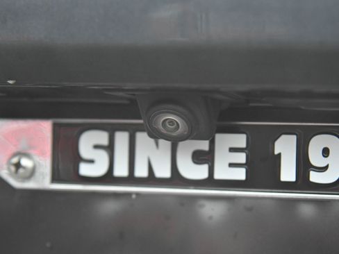 Used 2020 Chevrolet Camaro LT w/ RS Package image 32