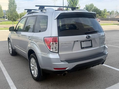 Used 2013 Subaru Forester 2.5XT Touring w/ Popular Pkg 2 AWD/4WD image 11
