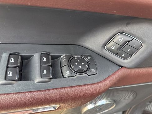 Used 2022 Ford Expedition Max Limited image 13