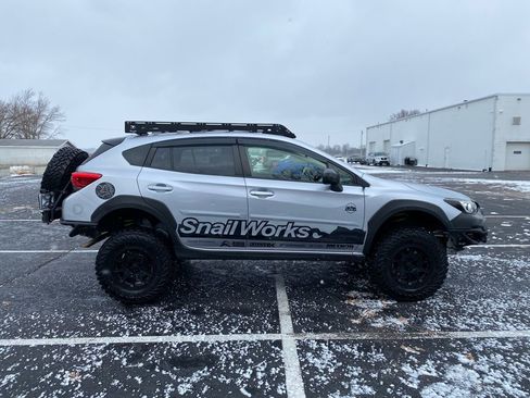 Used 2022 Subaru Crosstrek 2.5i Sport w/ Moonroof Package image 8