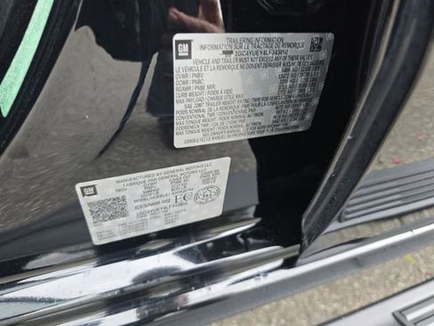 Certified 2020 Chevrolet Silverado 3500 LTZ w/ LTZ Premium Package image 40