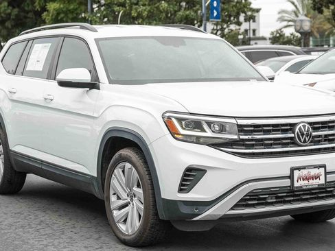 Used 2021 Volkswagen Atlas SE image 3