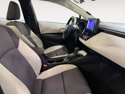 Used 2026 Toyota Corolla LE image 19