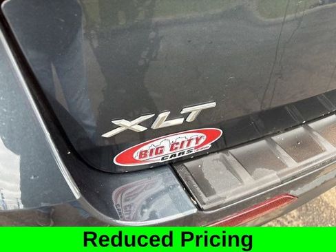 Used 2022 Ford Explorer XLT image 49