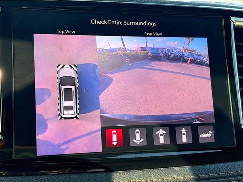 Used 2021 Chrysler Pacifica Pinnacle image 15