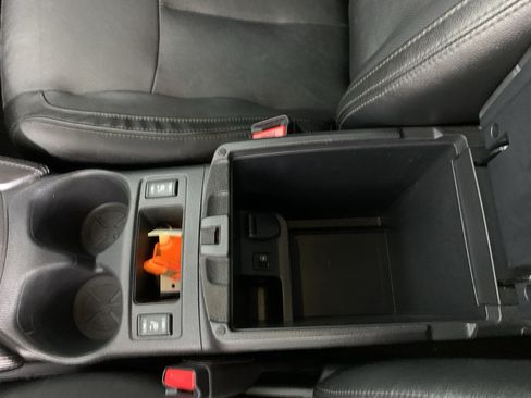 Used 2019 Nissan Rogue SL FWD image 28