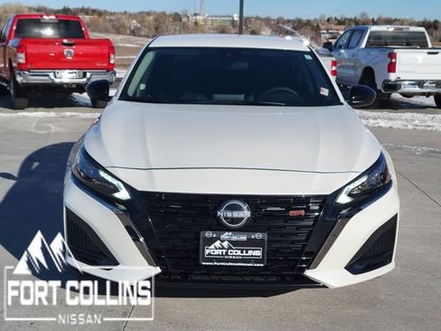 Used 2025 Nissan Altima 2.5 SR image 5