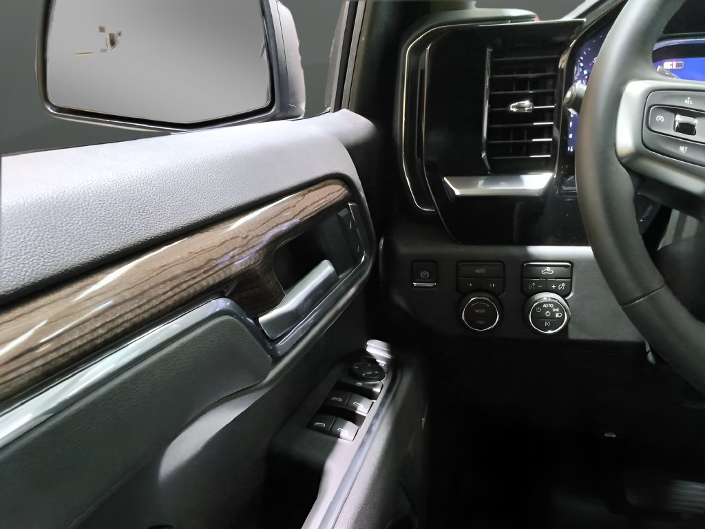 Used 2026 Chevrolet Silverado 1500 RST w/ Convenience Package II AWD/4WD image 24
