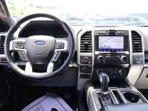 Used 2020 Ford F150 Lariat w/ Equipment Group 502A Luxury AWD/4WD image 19