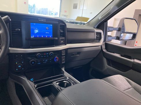 New 2026 Ford F250 XLT w/ Snow Plow/Camper Package image 12