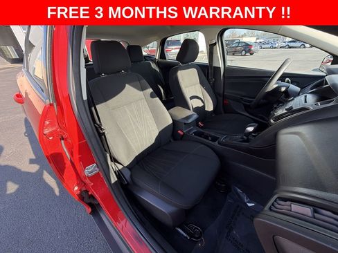 Used 2017 Ford Focus SE FWD image 20