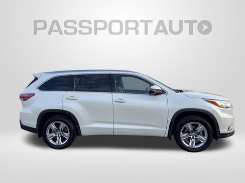 Used 2014 Toyota Highlander Limited image 8