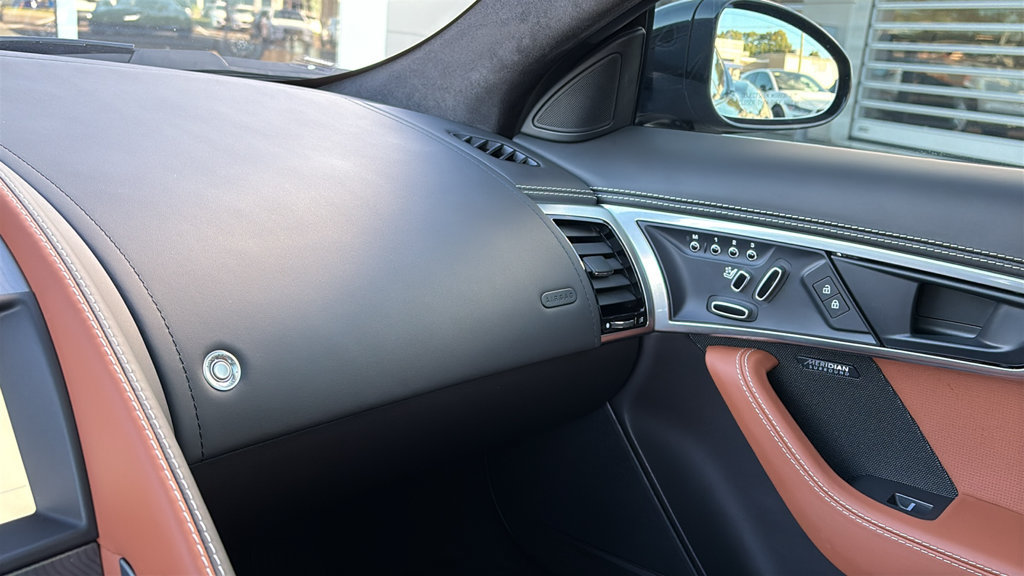 Used 2023 Jaguar F-TYPE R-Dynamic AWD/4WD image 21