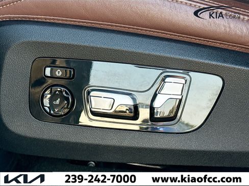 Used 2022 BMW X5 M50i w/ Executive Package image 25