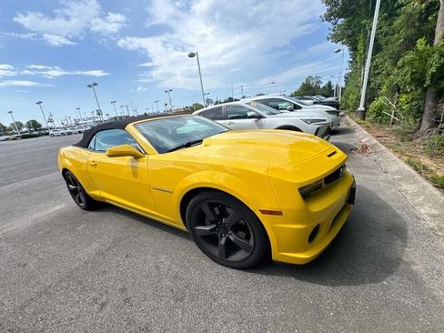 Used 2011 Chevrolet Camaro SS w/ RS Package RWD image 5